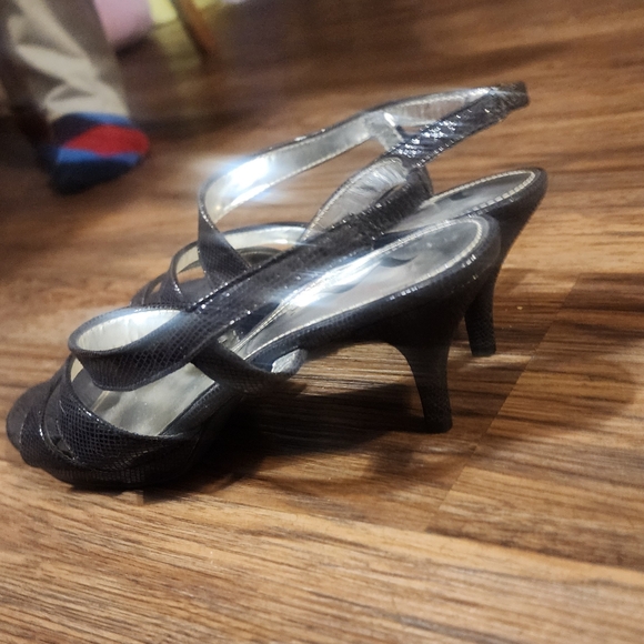 Nina Nadette Black Leather Croc Pattern Strappy Heel Sandals 7 New - Picture 13 of 14